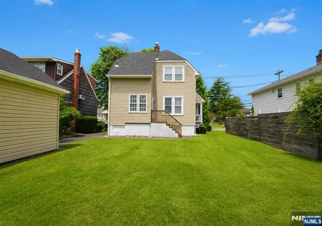Photo 3 of Sale Pending at 328 Mayhill St, Saddle Brook, NJ 07663 | MLS# 26027726 | Listing updated on 2026-08-28