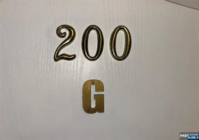 Photo 4 of Condo for sale at 200 Central Park Pl, Ramsey, NJ 07446 | MLS# 26027728 | Listing updated on 2026-10-01