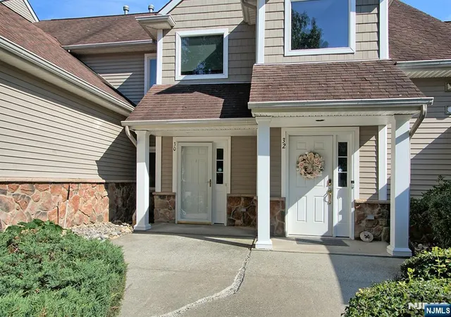3rd image of 30 Bourne Cir #1203, Hamburg, NJ 07419 | MLS# 26027781