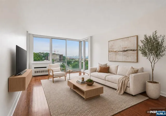 2nd image of 1215 Hudson Park, Edgewater, NJ 07020 | MLS# 26027826