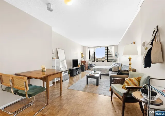 2nd image of 45 S River Dr #808, Jersey City, NJ 07310 | MLS# 26027851
