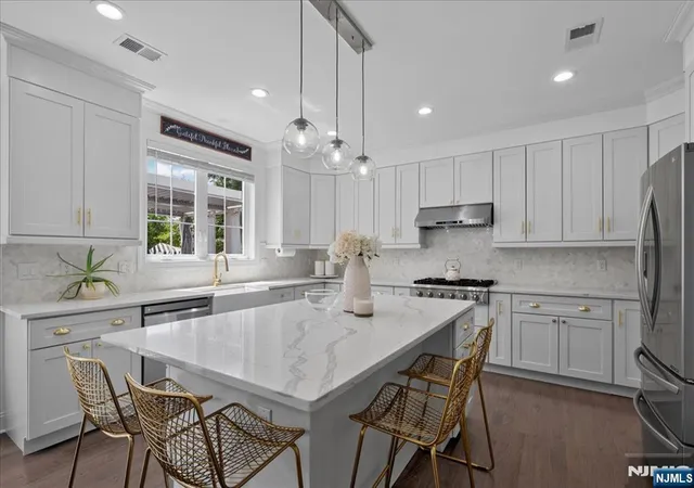 Photo 4 of Single family home for sale at 645 Passaic Ave, Kenilworth, NJ 07033 | MLS# 26027856 | Listing updated on 2026-09-21