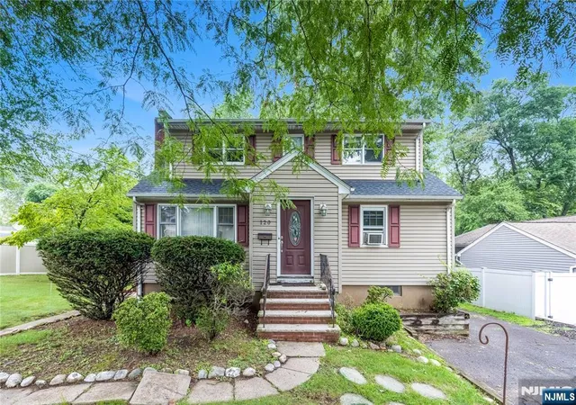 Photo 1 of Sale Pending at 120 Highland Ave, Emerson, NJ 07630 | MLS# 26027857 | Listing updated on 2026-08-19