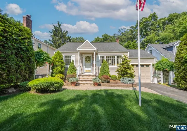 Photo 1 of Sale Pending at 63 Hazel Ave, Livingston, NJ 07039 | MLS# 26027867 | Listing updated on 2026-08-18