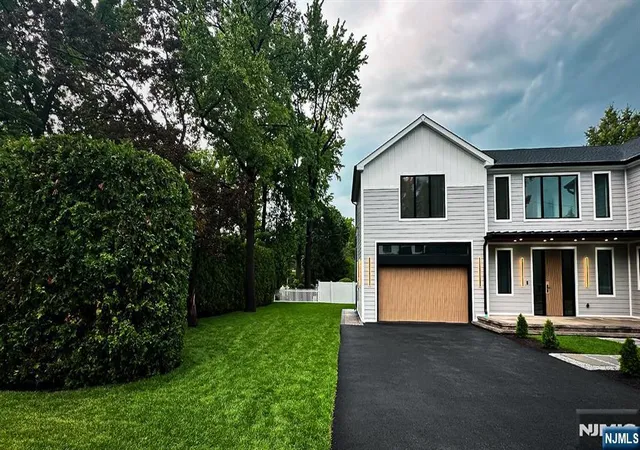 Photo 2 of Sale Pending at 171 Newcomb Rd, Tenafly, NJ 07670 | MLS# 26027886 | Listing updated on 2026-08-14