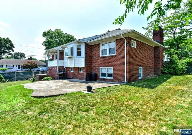 31st image of 88 Spring Valley Rd, Oradell, NJ 07649 | MLS# 26027892