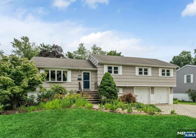 2nd image of 48 Andover Dr, Wayne, NJ 07470 | MLS# 26027896