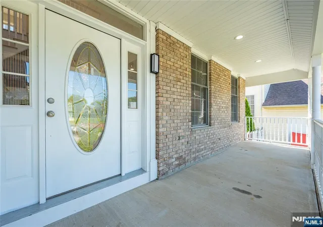 Photo 3 of Single family home for sale at 25 Park Pl, Little Falls, NJ 07424 | MLS# 26027898 | Listing updated on 2026-07-24
