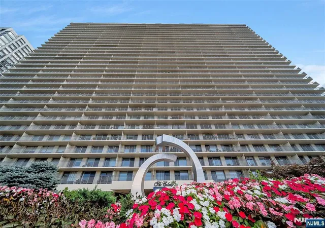 5th image of 1530 Palisade, Fort Lee, NJ 07024