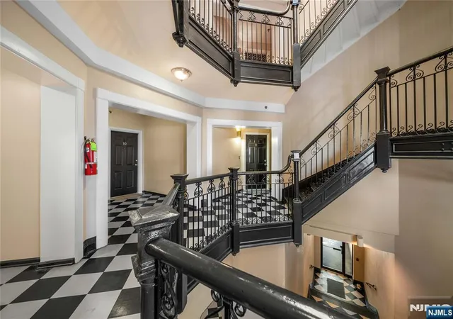 4th image of 22 Engle St, Englewood, NJ 07631