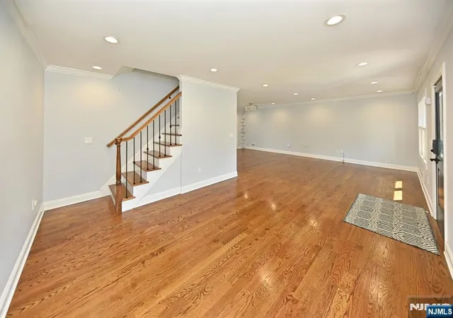 Photo 3 of Single family home for sale at 39 37 Sycamore Dr, Fair Lawn, NJ 07410 | MLS# 26027963 | Listing updated on 2026-08-02