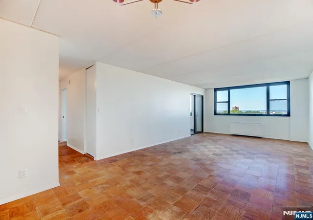 Photo 3 of House for sale at 250 Gorge Rd #18E, Cliffside Park, NJ 07010 | MLS# 26028013 | Listing updated on 2026-08-29