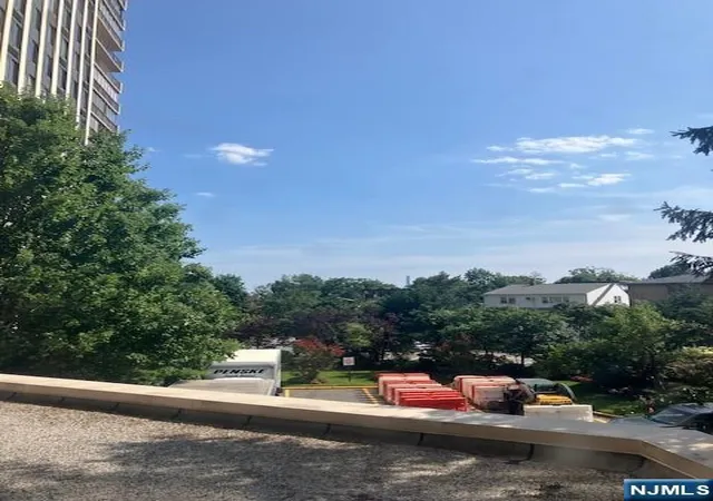 2nd image of 200 Winston Dr, Cliffside Park, NJ 07010