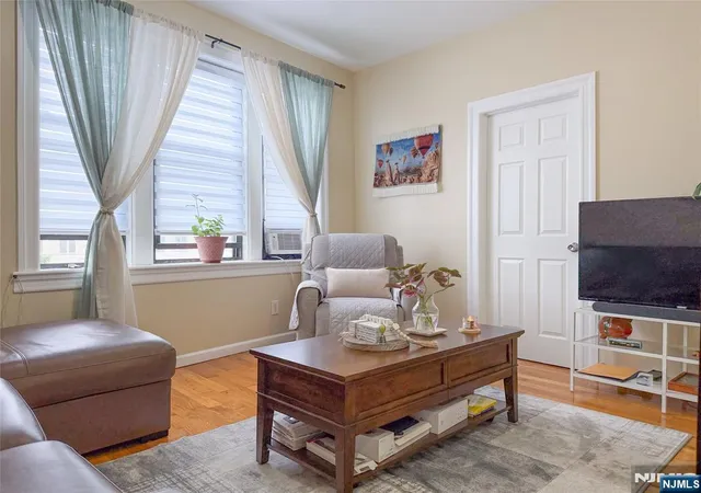 Photo 4 of Condo for sale at 523-25 34Th St #D1, Union City, NJ 07087 | MLS# 26028055 | Listing updated on 2026-09-13
