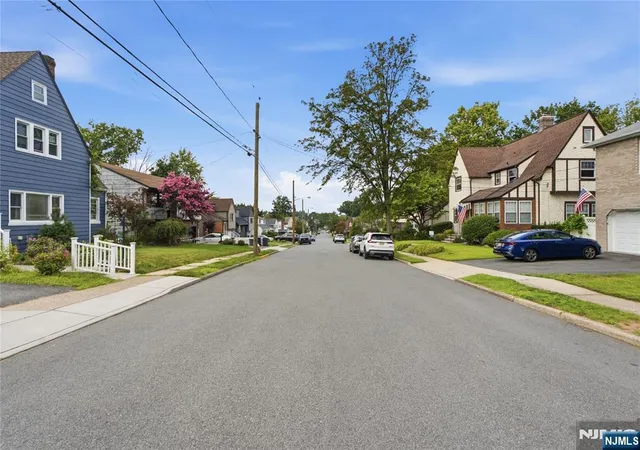 Photo 24 of Sale Pending at 138 Elder Ave, Bergenfield, NJ 07621 | MLS# 26028058 | Listing updated on 2026-08-19