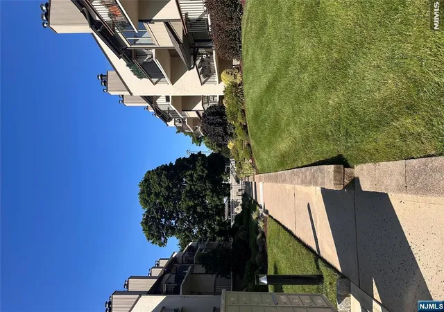 2nd image of 612 West Ridge Mews, Wood Ridge, NJ 07075 | MLS# 26028063