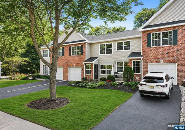 1st image of 22 Pond Hollow Dr, Jefferson Township, NJ 07438 | MLS# 26028072