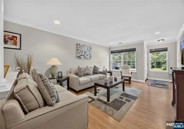 3rd image of 22 Pond Hollow Dr, Jefferson Township, NJ 07438 | MLS# 26028072