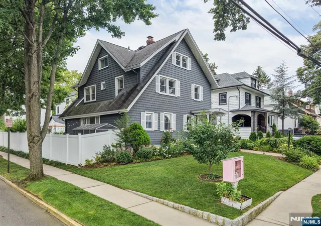 Photo 3 of Sale Pending at 49 Walnut St, Rutherford, NJ 07070 | MLS# 26028083 | Listing updated on 2026-08-18