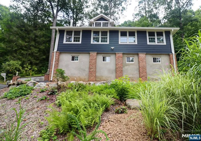 32nd image of 20 Mt Crest Rd, Jefferson Township, NJ 07438 | MLS# 26028112