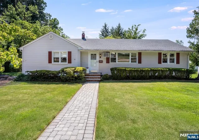 3rd image of 1801 Long Hill Rd, Millington, NJ 07946 | MLS# 26028115
