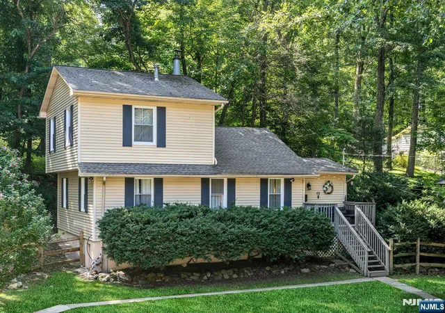 35th image of 48 Dunham Rd, West Milford, NJ 07421 | MLS# 26028116