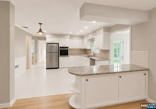 Photo 3 of Single family home for sale at 204 Kensington Ave, Norwood, NJ 07648 | MLS# 26028120 | Listing updated on 2026-08-24