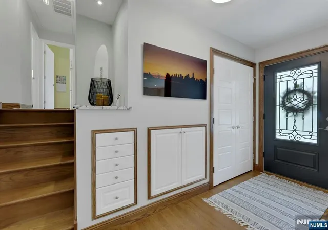 Photo 3 of Sale Pending at 15 10 Mandon Pl, Fair Lawn, NJ 07410 | MLS# 26028124 | Listing updated on 2026-08-08