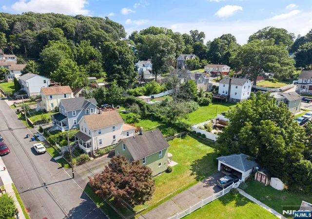 30th image of 26 Liberty St, Dover Town, NJ 07801 | MLS# 26028128