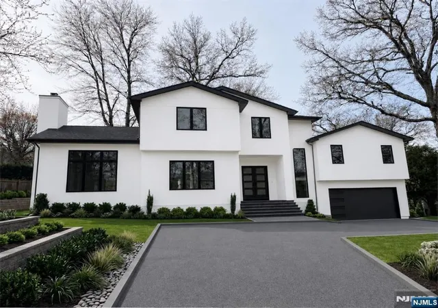 Photo 1 of Single family home for sale at 40 Westervelt Ave, Tenafly, NJ 07670 | MLS# 26028129 | Listing updated on 2026-07-26