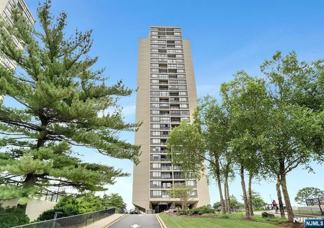 1st image of 5 Horizon Rd #2102, Fort Lee, NJ 07024 | MLS# 26028139