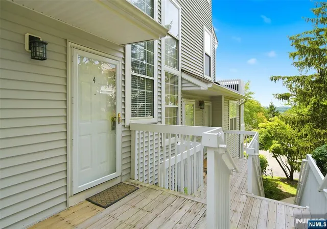 1st image of 4 Squire Ct, Englewood, NJ 07631 | MLS# 26028179