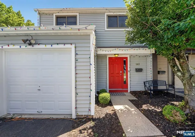 2nd image of 143 Grove St, Bergenfield, NJ 07621 | MLS# 26028183