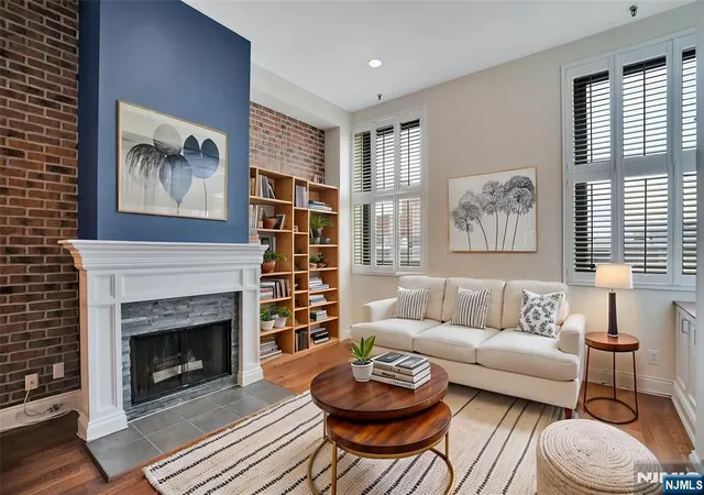2nd image of 167 Wayne St #403T, Jersey City, NJ 07302 | MLS# 26028185