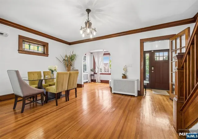 Photo 4 of Sale Pending at 47 Kearney St, Lyndhurst, NJ 07071 | MLS# 26028190 | Listing updated on 2026-09-03