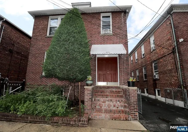 Photo 3 of Multi family home for sale at 476 13th St, Newark, NJ 07107 | MLS# 26028202 | Listing updated on 2026-09-03