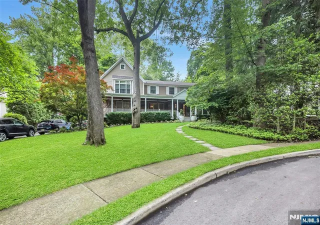 Photo 3 of Single family home for sale at 245 Allison Ct, Englewood, NJ 07631 | MLS# 26028210 | Listing updated on 2026-08-04
