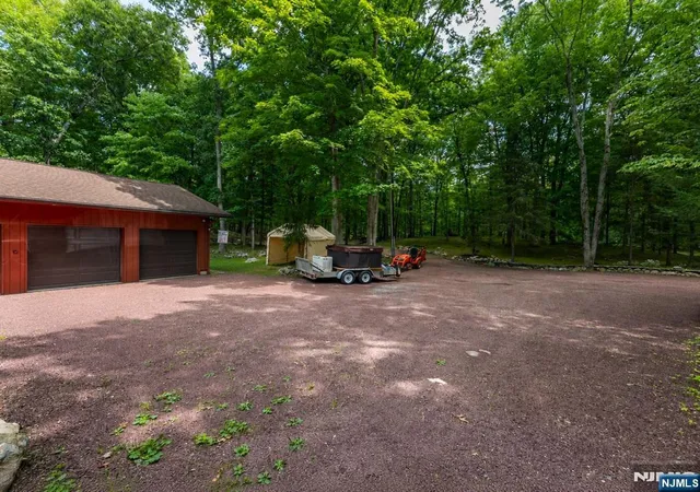 48th image of 111 Ballantine Rd, Andover Twsp, NJ 07821 | MLS# 26028221