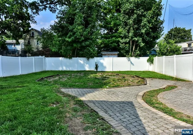 32nd image of 74 Ross Ave, Hackensack, NJ 07601 | MLS# 26028243