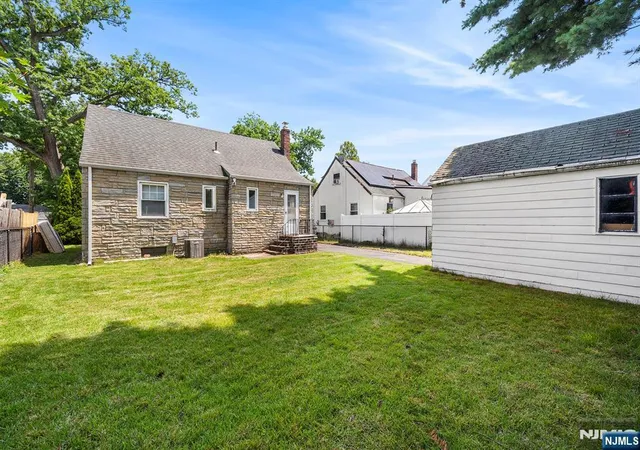 Photo 27 of Sale Pending at 10 Greenwich St, Bergenfield, NJ 07621 | MLS# 26028249 | Listing updated on 2026-08-19