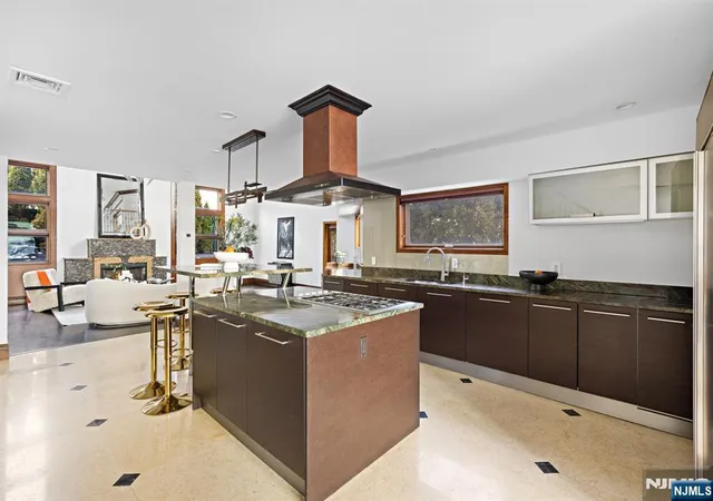 Photo 3 of Townhouse for sale at 1286 River Rd, Edgewater, NJ 07020 | MLS# 26028250 | Listing updated on 2026-08-22