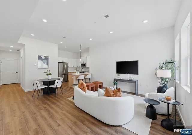 2nd image of 91 Union St #8A, Lodi, NJ 07644 | MLS# 26028262