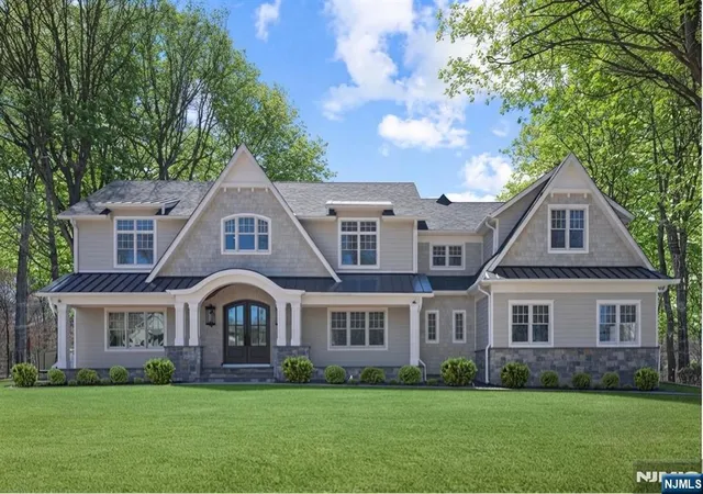 1st image of 68 Grandview Ave, Upper Saddle River, NJ 07458 | MLS# 26028277