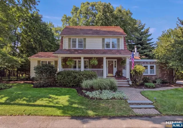 1st image of 15 Short Pl, Harrington Park, NJ 07640 | MLS# 26028279