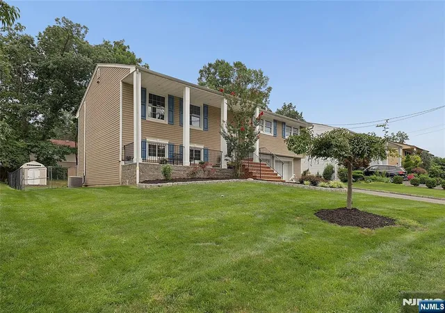 Photo 3 of Sale Pending at 27 Colonial Woods Dr, West Orange, NJ 07052 | MLS# 26028284 | Listing updated on 2026-08-21