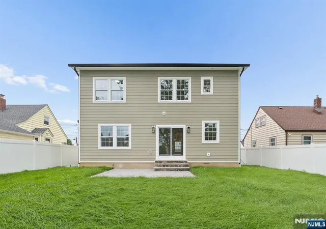 4th image of 64 Alberta Dr, Saddle Brook, NJ 07663 | MLS# 26028305