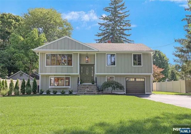 1st image of 4 4th St, Pequannock Township, NJ 07440 | MLS# 26028311