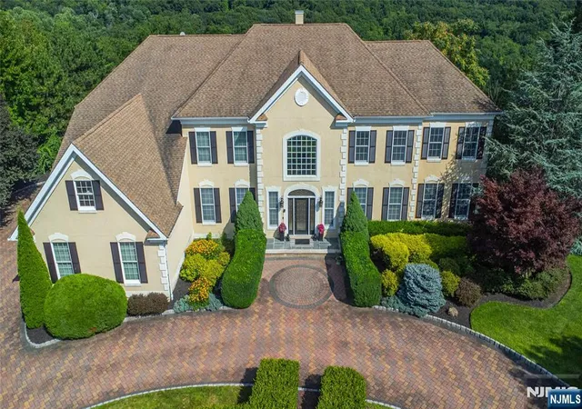 Photo 2 of Sale Pending at 108 Finch Rd, Ringwood, NJ 07456 | MLS# 26028338 | Listing updated on 2026-08-25