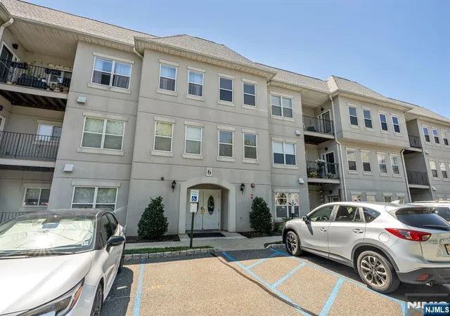 2nd image of 602 Brittany Dr, Wayne, NJ 07470 | MLS# 26028339