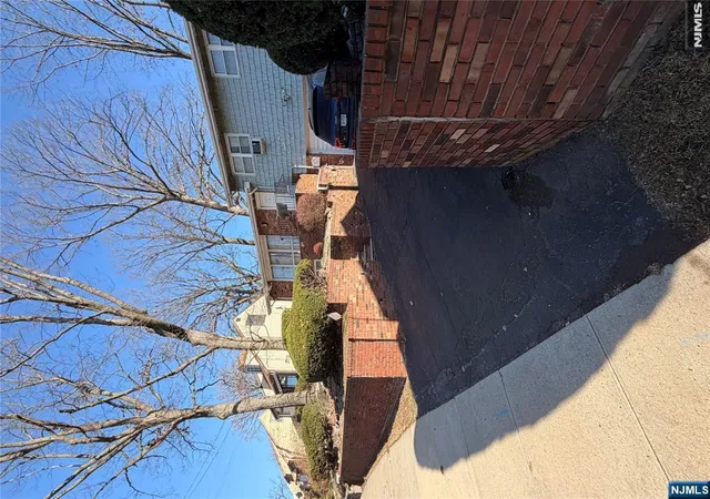 2nd image of 1032 Glen Rd, Fort Lee, NJ 07024 | MLS# 26028369